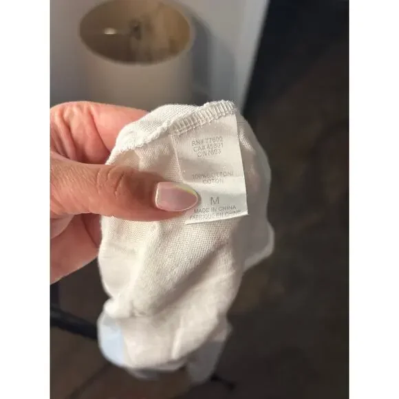 Chaser Tank Top Women’s Size Medium White Cotton Muscle Tee “Chill Out” Print - Picture 4 of 4